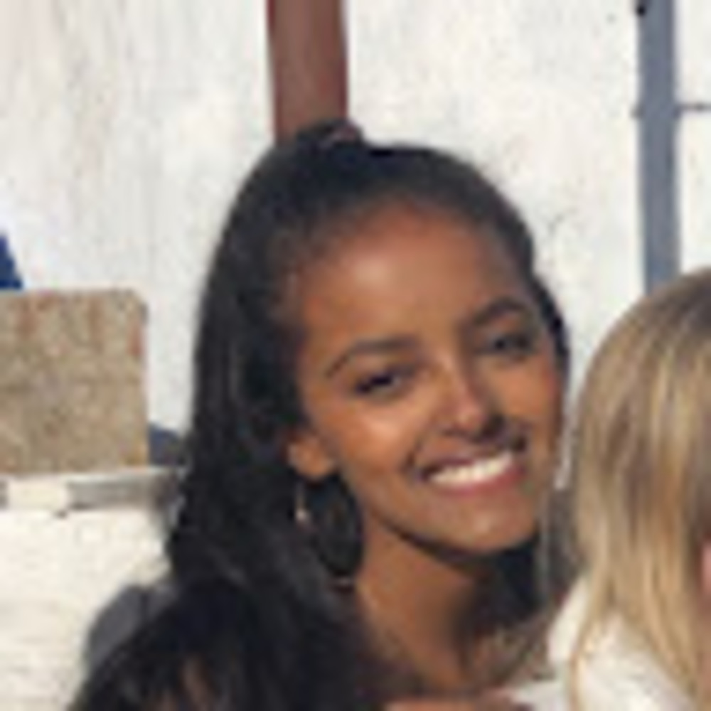 Meet your Posher, Abigail